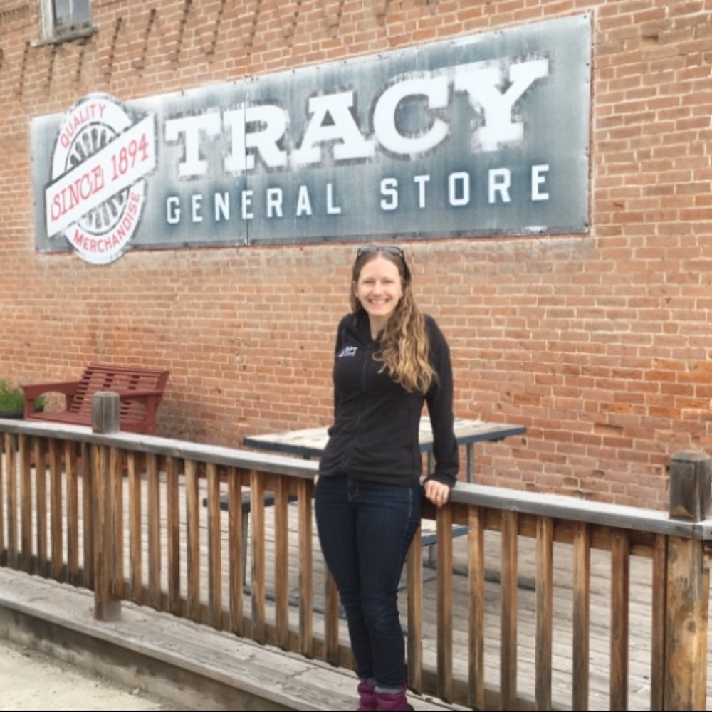 Meet your Posher, Tracy